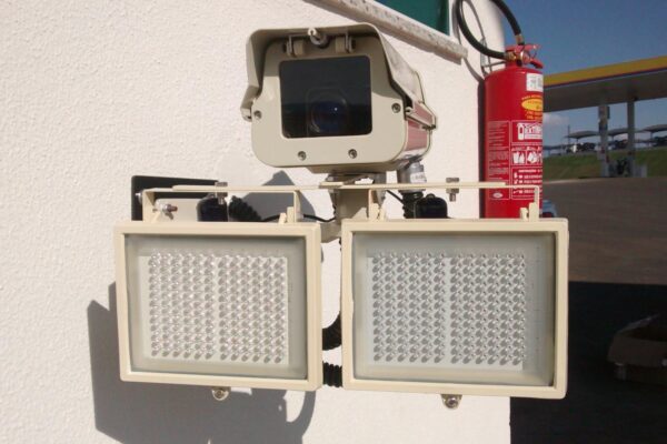 Identificação de Veículos OCR : ALPR9